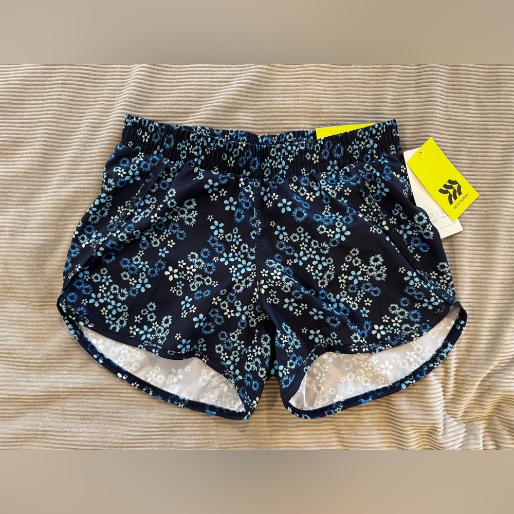 NWT all in motion Navy Floral Girl's Athletic Shorts